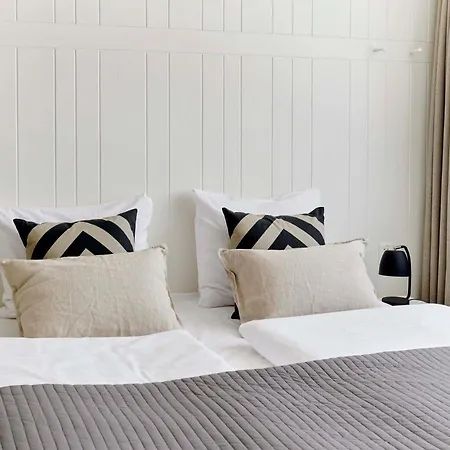 Zonne Hotel 3*