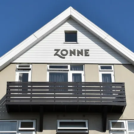 Zonne Hotel 3*