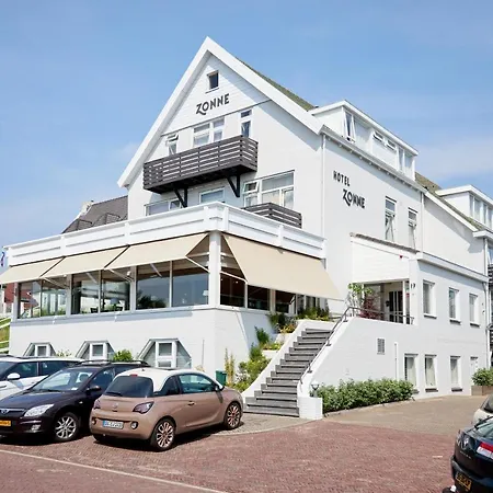 Hotel Zonne 3*